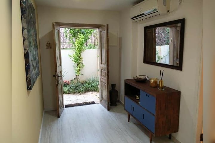 מרכז כאב LESS