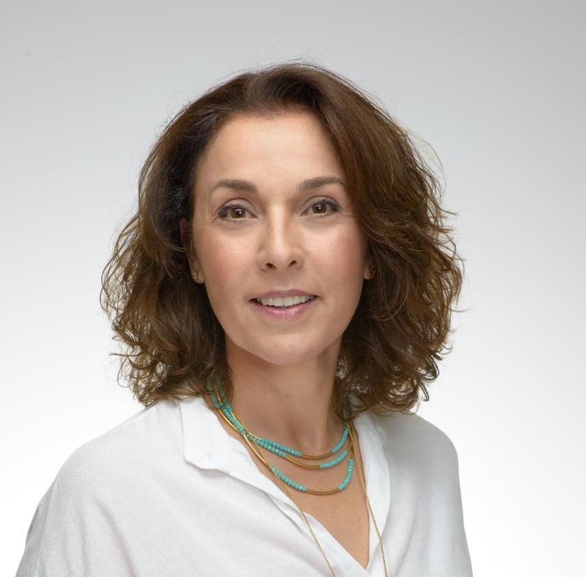 סמדר גלעד - .M.A מטפלת רגשית באמצעות אמנויות